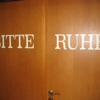 Bitte Ruhe!